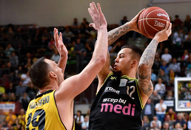 情与理智之 情与理智之