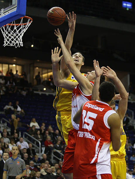 乐部聘请心 乐部聘请心