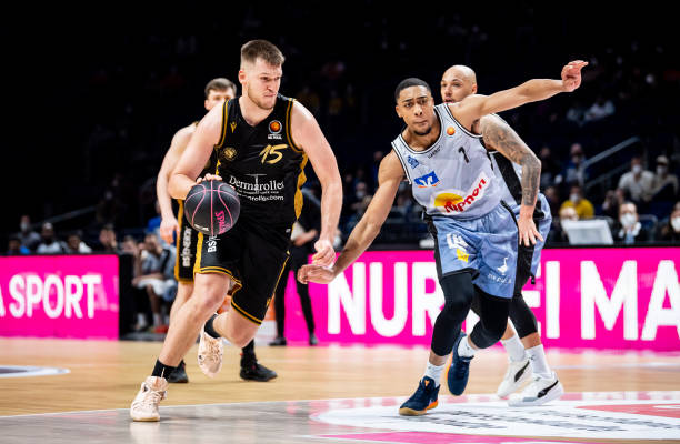 而不是满足 而不是满足